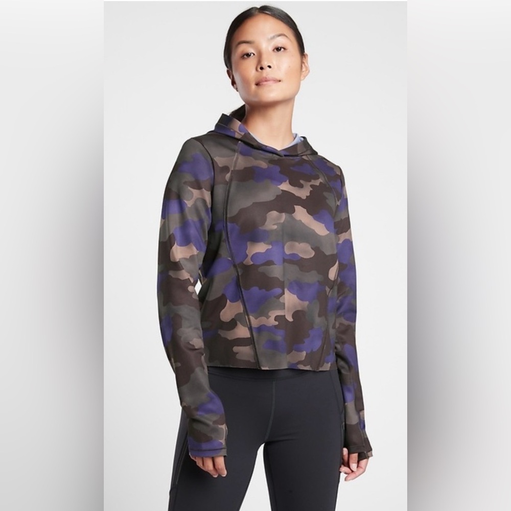 Athleta Women's EUC  Mantra Print Blue Camo Pinnacle Hoodie size large